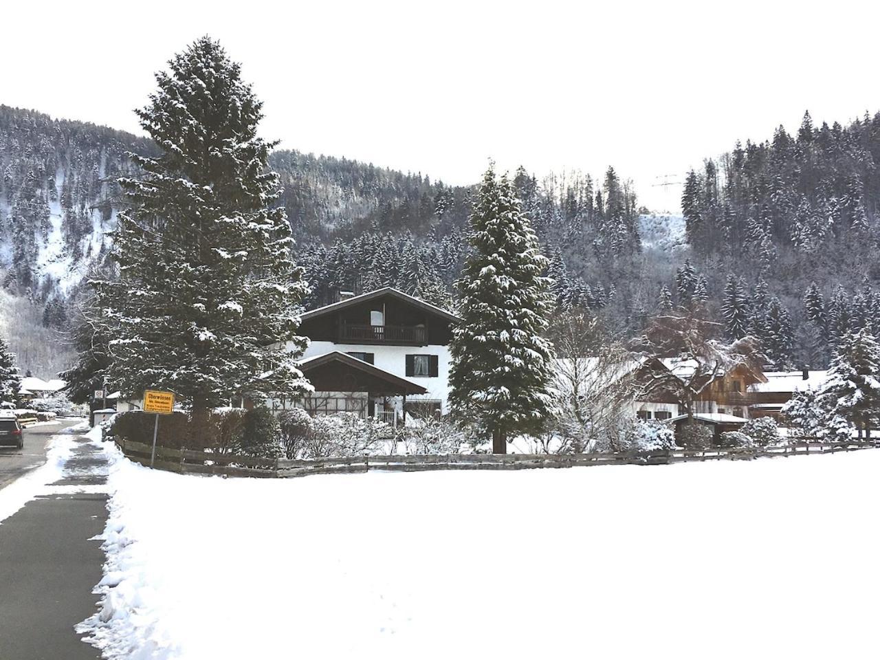 Geraeumiges Domizil Mit Bergblick Und Sauna Oberwössen Εξωτερικό φωτογραφία